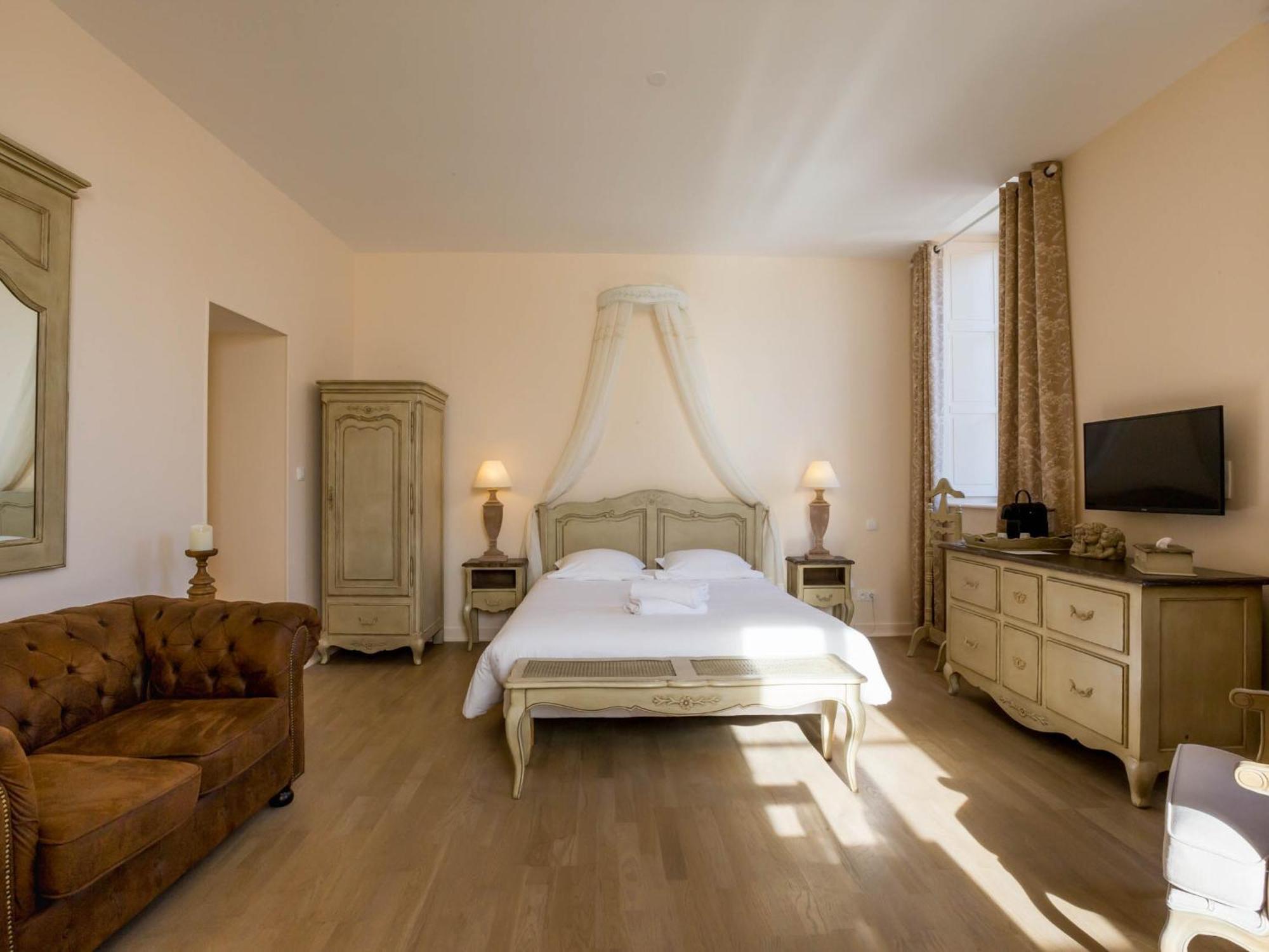 Le Cara - 4 Appartements Calmes Et Chics Au Coeur De Beaune Beaune  Pokoj fotografie