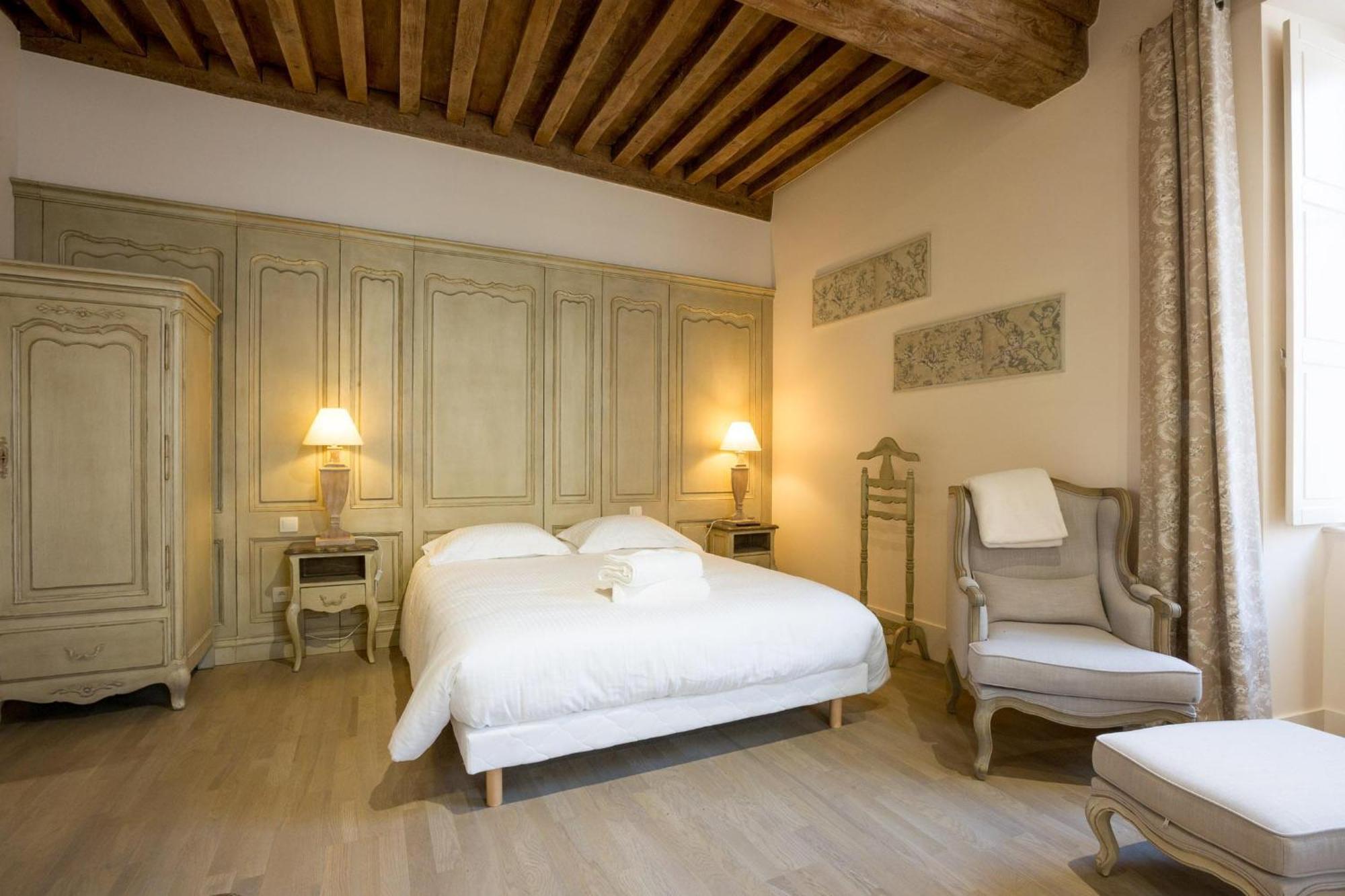 Le Cara - 4 Appartements Calmes Et Chics Au Coeur De Beaune Beaune  Pokoj fotografie