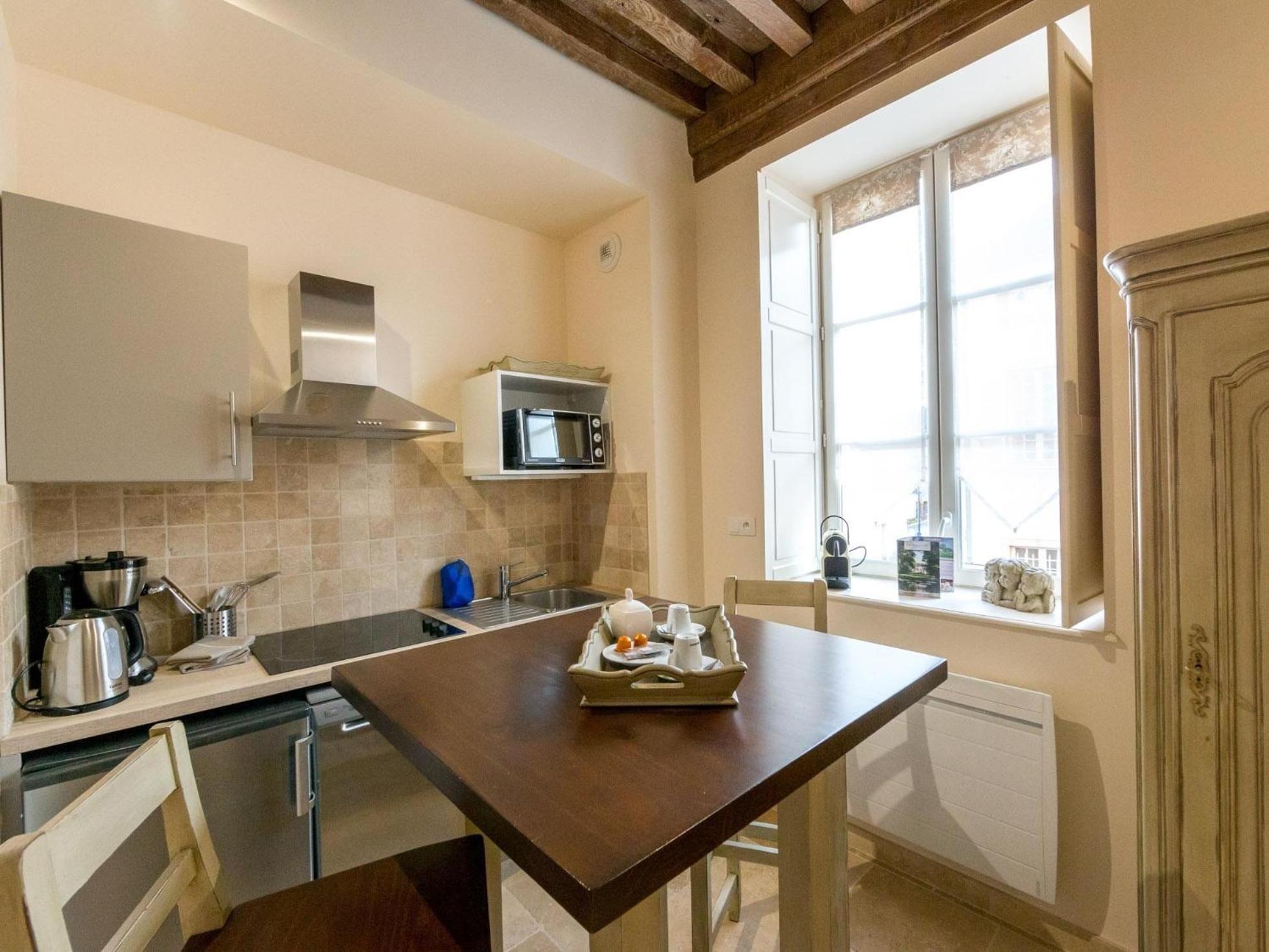 Le Cara - 4 Appartements Calmes Et Chics Au Coeur De Beaune Beaune  Pokoj fotografie